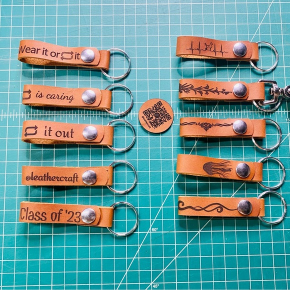 4.5” loop trigger snap leather keychain floral line customized - Picture 6 of 6